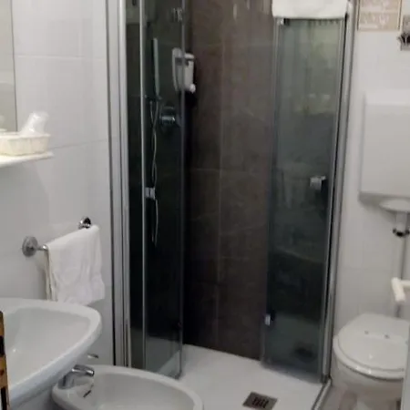 Hotel Cinzia 3*