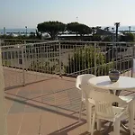 Cinzia 3*