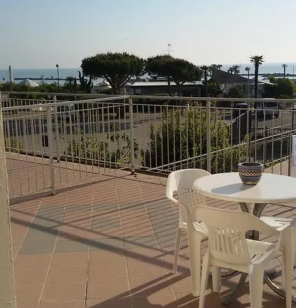 Cinzia 3*